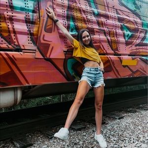 Meet your Posher, Brooke